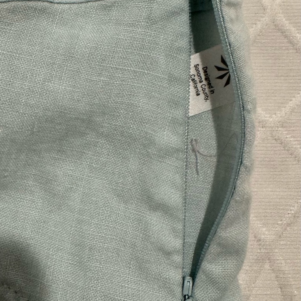 Athleta Size 8 Skirt - Picture 6 of 6